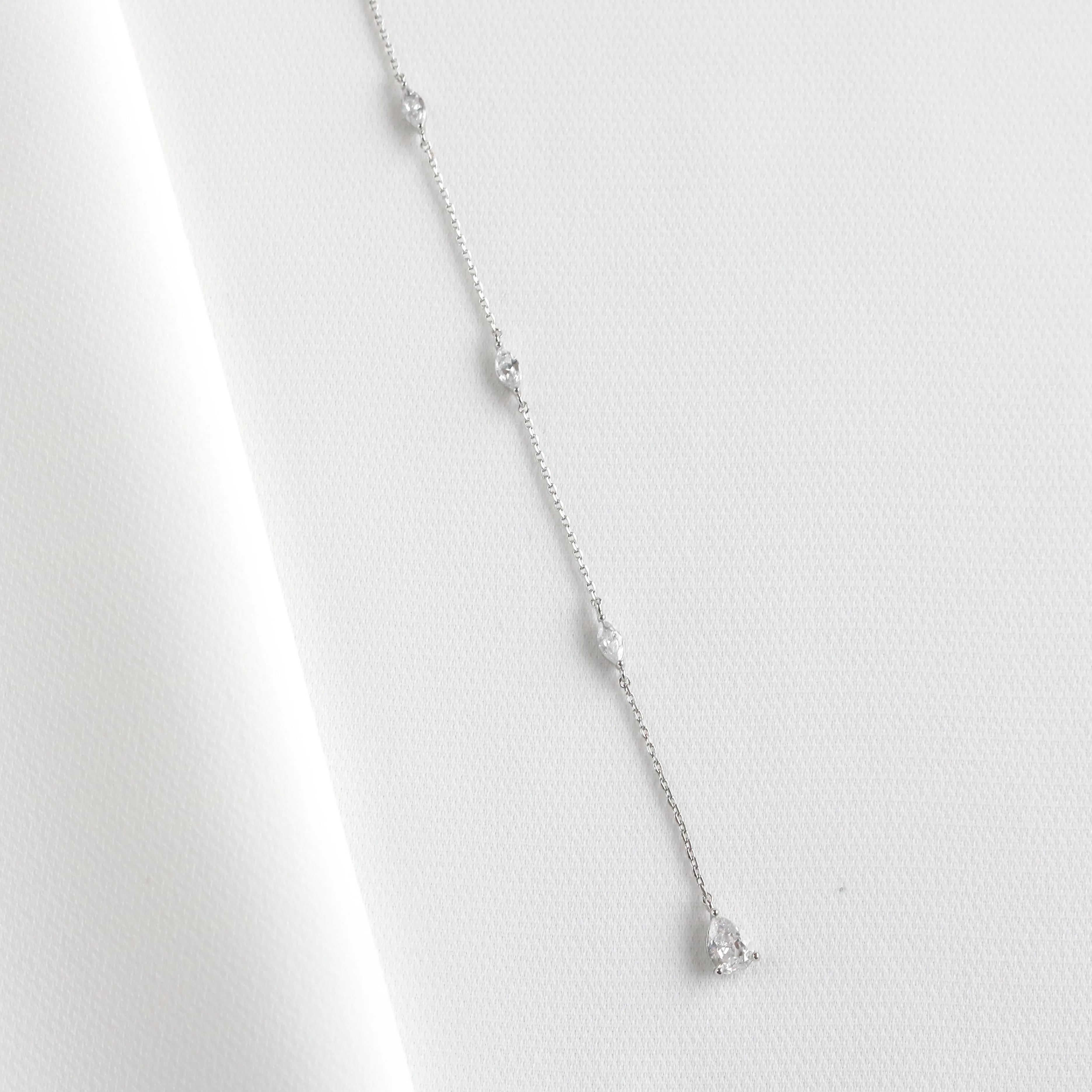 Cleo Lariat Necklace