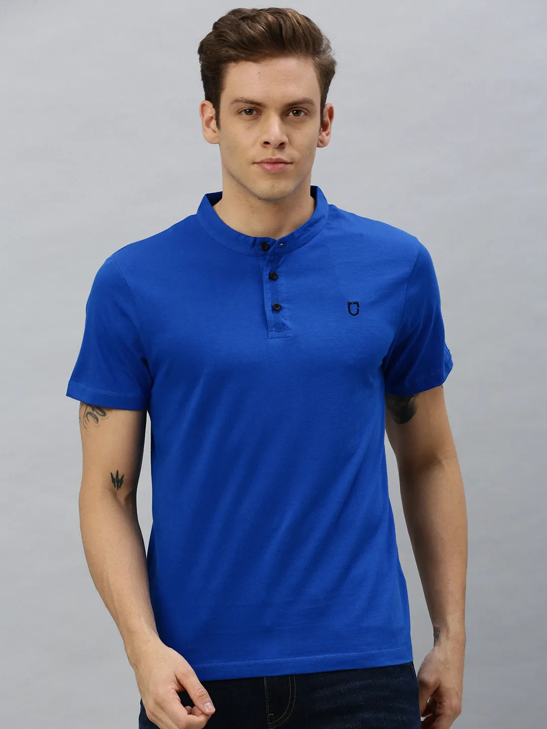 Men's Royal Blue Solid Mandarin Collar Slim Fit Cotton T-Shirt