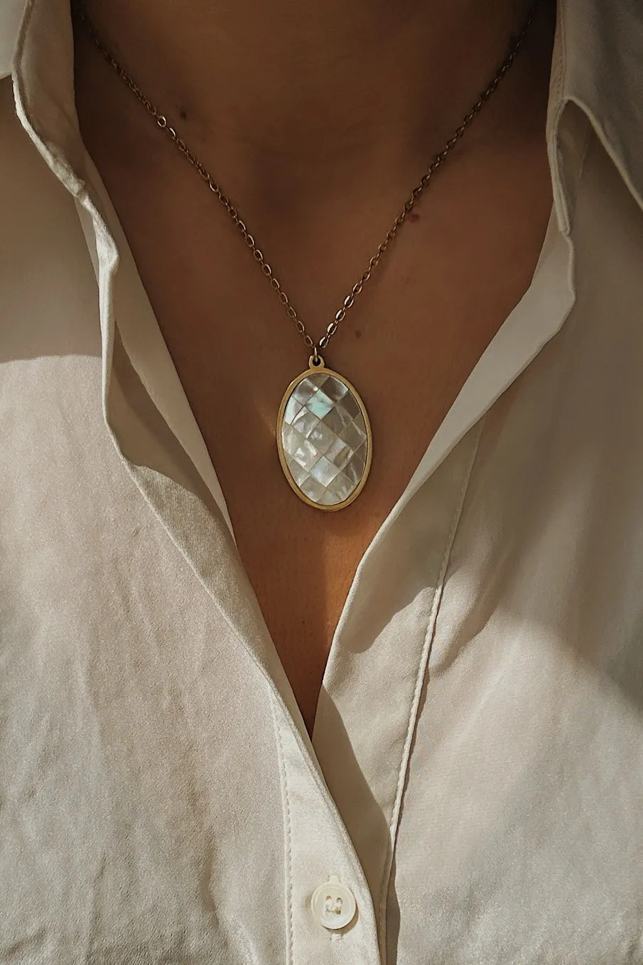 Mother of Pearl Cameo Necklace