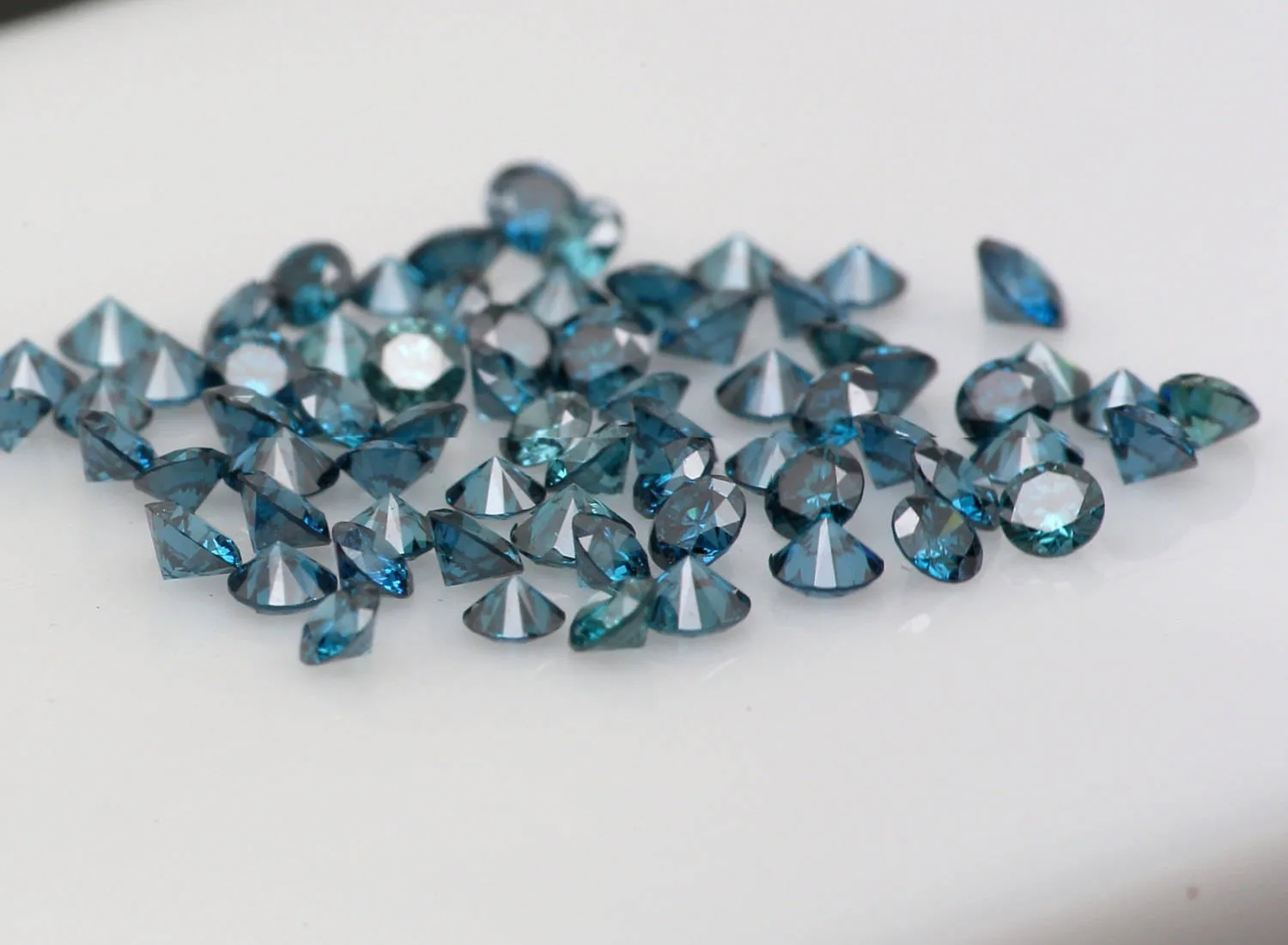 Natural Loose Diamond Round Blue Color VS1 SI1 Clarity 1.55 to 2.05 MM  15 Pcs Q24