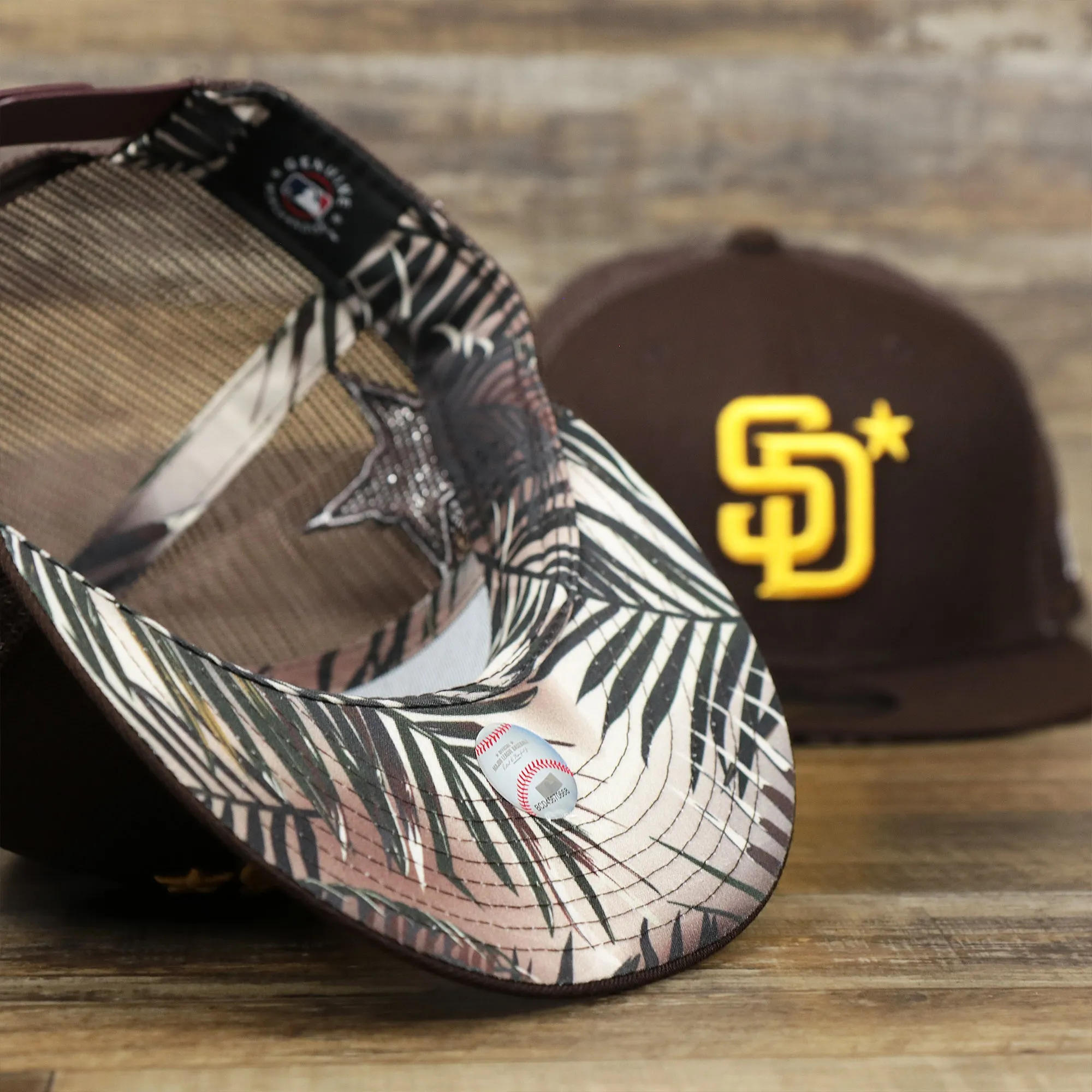 San Diego Padres Metallic All Star Game MLB 2022 Side Patch 9Fifty Mesh Snapback | ASG 2022 Brown Trucker Hat