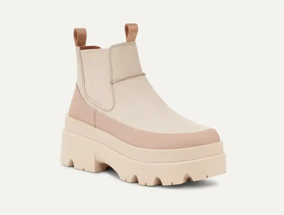 UGG Women's Brisbane Chelsea